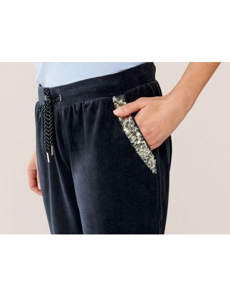 Velor Suit Esmara - Cinny (40/42) buy in online store Velor Suit Esmara - Cinny (40/42) buy in online store