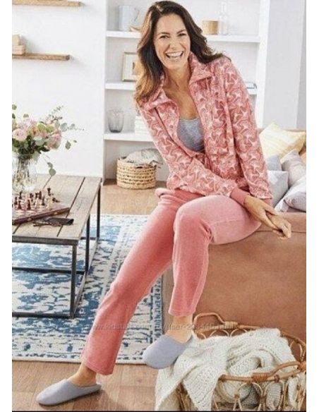 Velor Suit Esmara - Pink S (36/38) buy in online store Velor Suit Esmara - Pink S (36/38) buy in online store