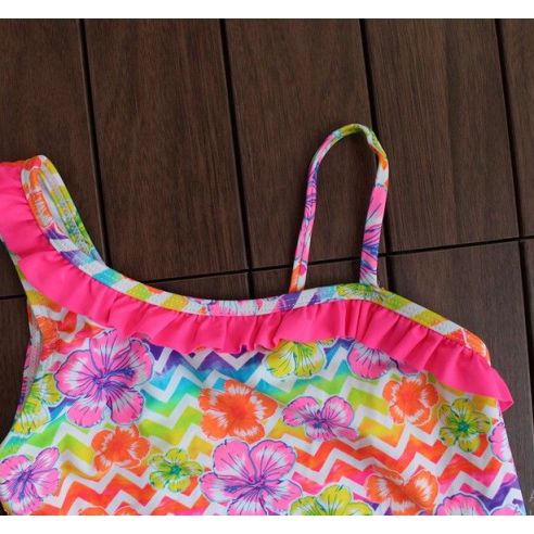 Swimsuit fine for the girl OP (7-8 years) buy in online store