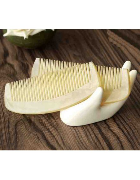 Horn comb bright 10cm buy in online store