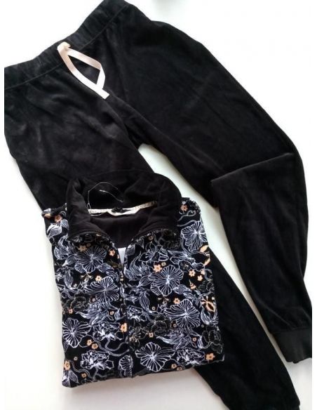 Velor Suit Esmara - Flowers M buy in online store Velor Suit Esmara - Flowers M buy in online store