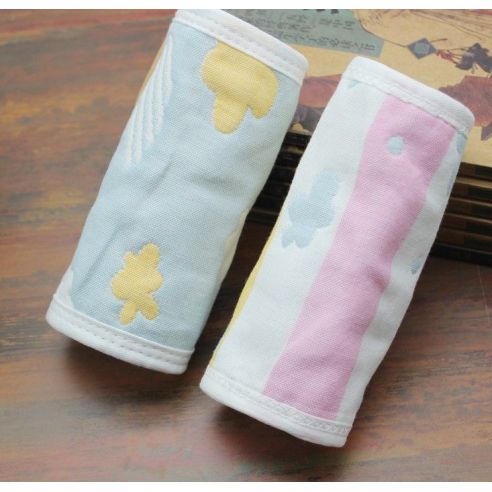 Pads for sucking on straps to a backpack Muslin on the buttons buy in online store